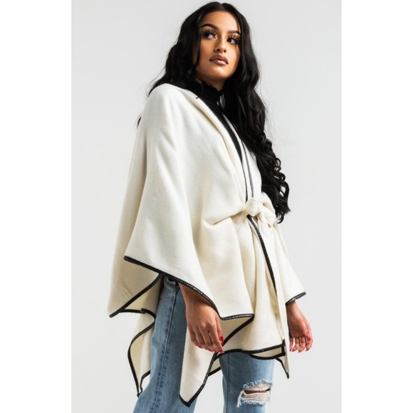 AKIRA Sweaters - The AKIRA label Now You Know Belted Poncho